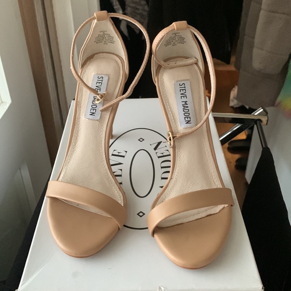 Steve Madden ankle strap sandal - Picture 3 of 4